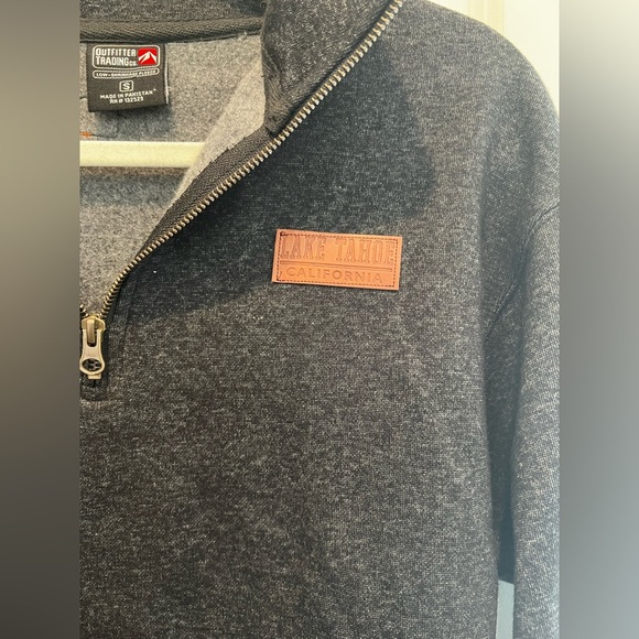 Outfitter Trading Co Men’s Dark Grey Pullover Quarter Zip  Size Small - Picture 4 of 11